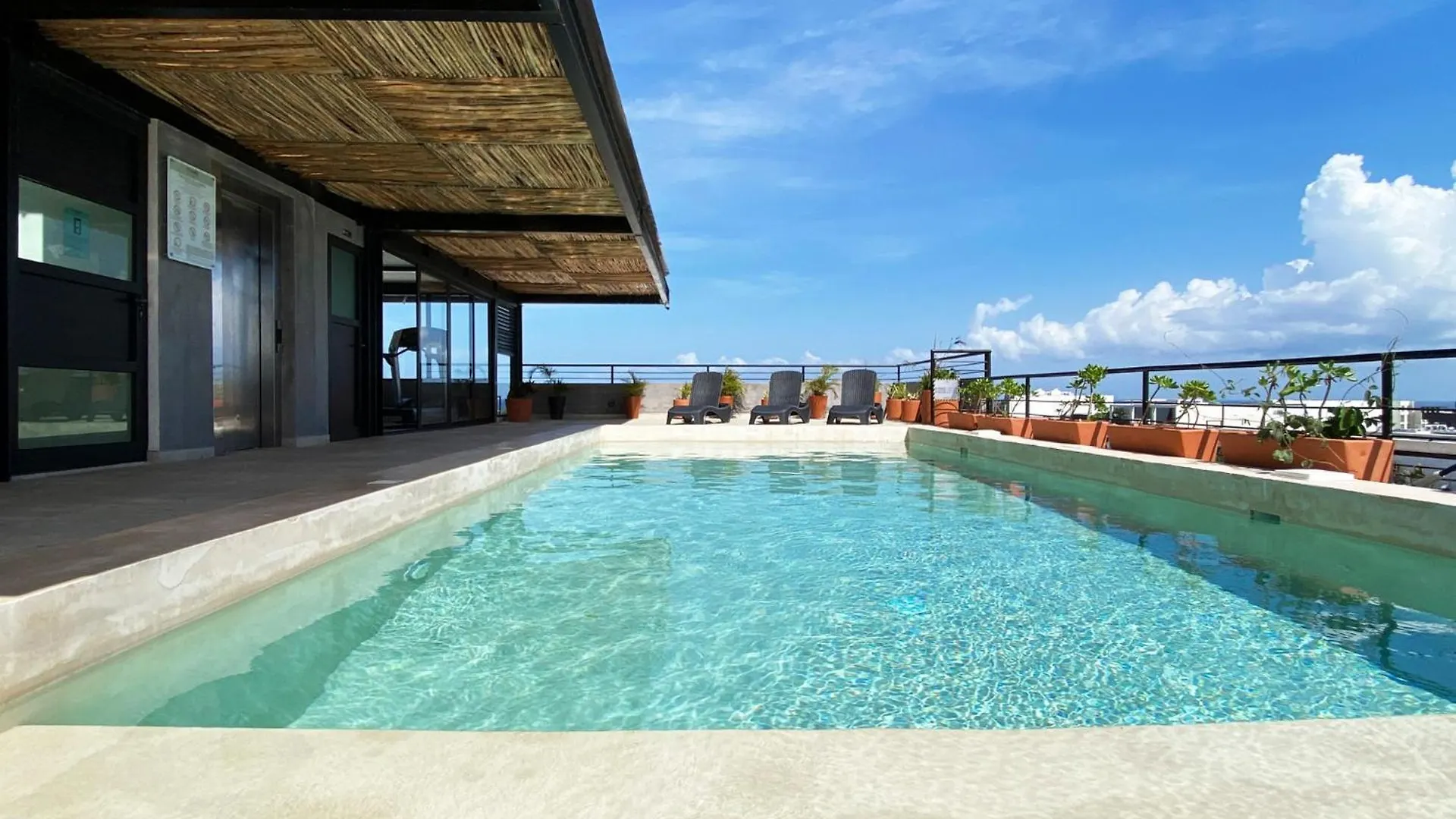 kontakty Torre 48 By Andiani Travel